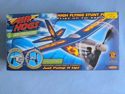 Photo of free Toy plane. (Holt Park LS16) #1