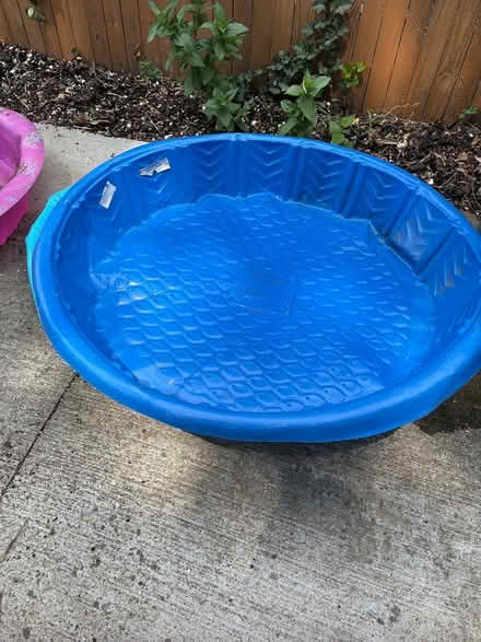 Photo of free Kiddie pool (Woodridge near Perry School) #1