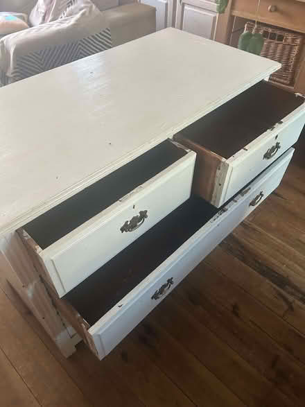 Photo of free White painted chest drawers with wheels (Teddington TW11) #2