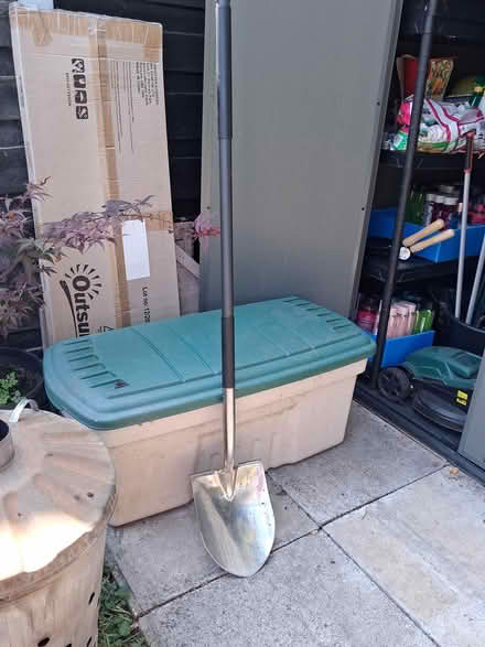 Photo of free garden spade (Swinton (M27)) #1
