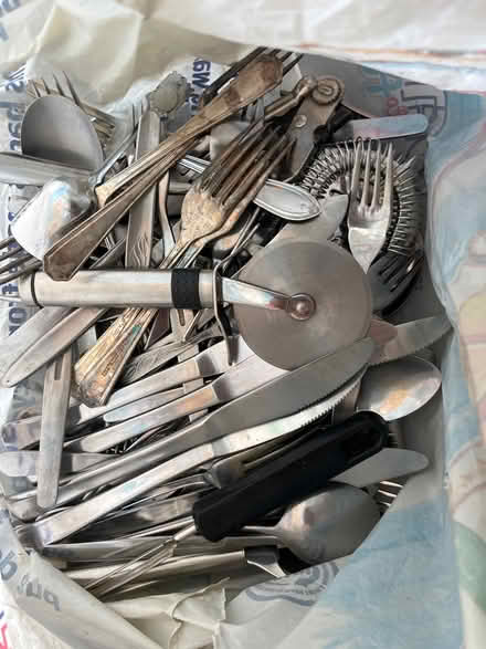 Photo of free Bag of assorted cutlery (DE56 - Duffield) #1