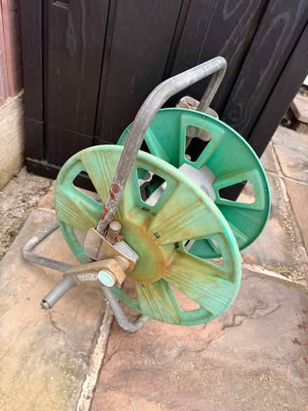 Photo of free Hose pipe hopder (Aveley RM15) #1