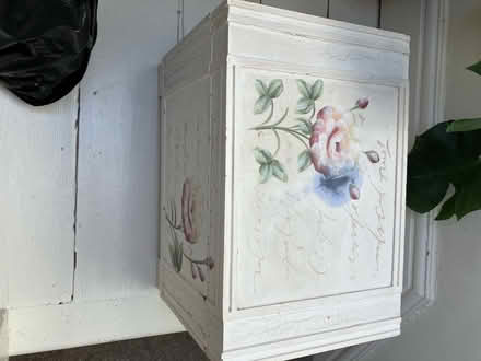 Photo of free wooden box (University Area RG1) #1