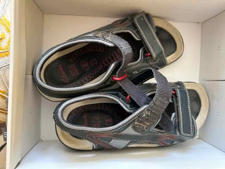 Photo of free Clark’s 21/2 G boys sandals (Caldecott OX14) #2
