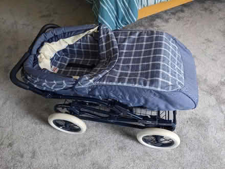 Photo of free Britax Pushchair converts to Pram (Ditchling Common BN6) #3