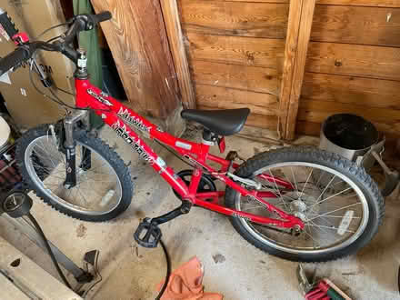 Photo of free Dawes Redtail Kid’s Mountain Bike (Harrogate HG3) #1