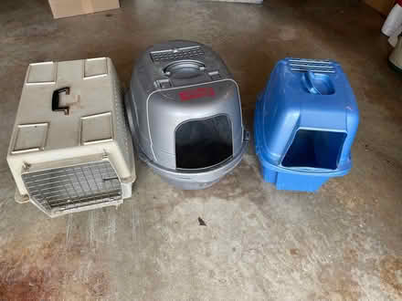 Photo of free Cat carrier and two litter boxes (Hanover pa 17331) #1