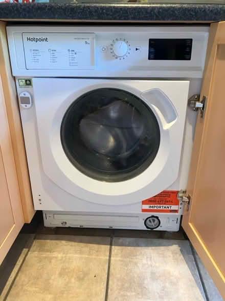 Photo of free Hoover washing machine (GU212TW) #1