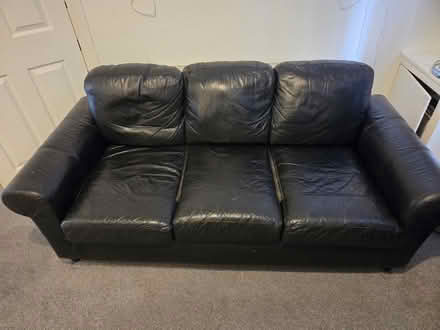 Photo of free Leather couches (Birkenhead CH42) #1