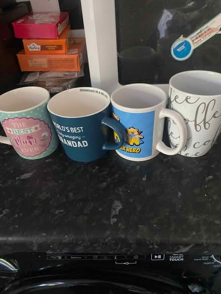 Photo of free Mugs, glasses & flask (Havant PO9) #1