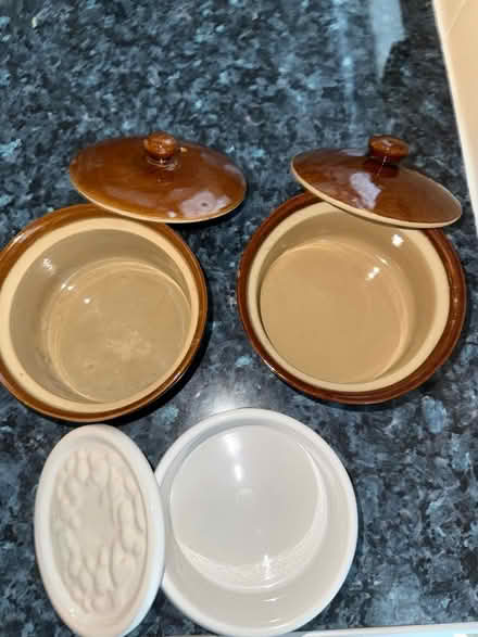 Photo of free Small oven dishes (Welling DA16) #1