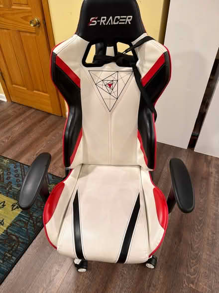 Photo of free Swivel desk chairs (Roselle, Il) #1