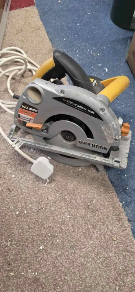 Photo of free Evolution saw, not working (Kirkby L32) #1