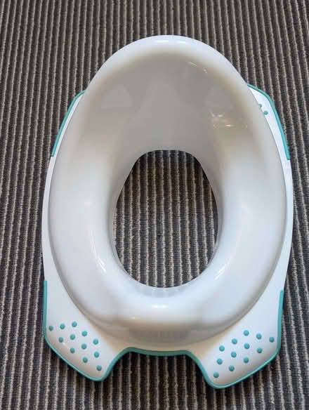 Photo of free Child's toilet seat. (Caversham RG4) #1