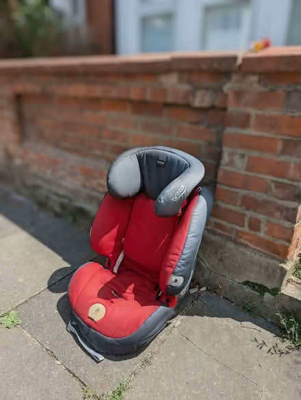 Photo of free Britax Evolve 1-2-3 Plus Car Seat (Ealing W13) #1