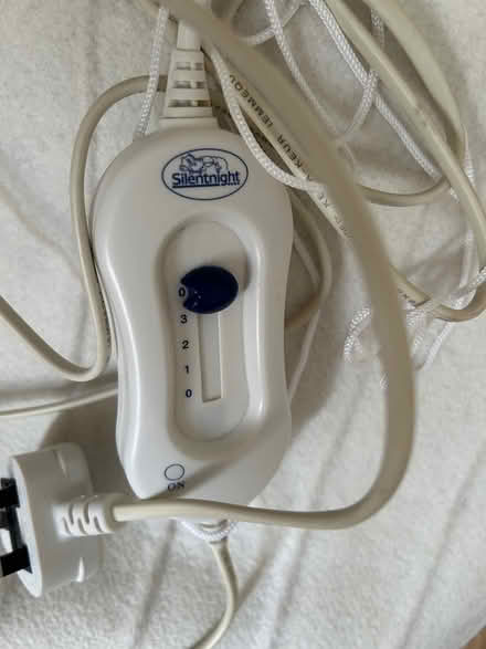 Photo of free Silentnight bed warmer (Bromely BR2) #2
