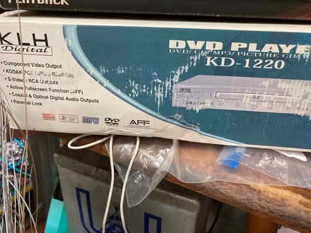 Photo of free KLH DVD player KD 1220 CD/MP3 (Foothill Boulevard Cupertino) #1