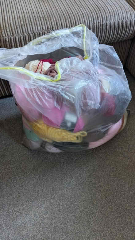 Photo of free Bag of assorted yarn (Milton, OX13) #1