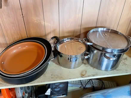 Photo of free Pots and pans (Hanover pa 17331) #1