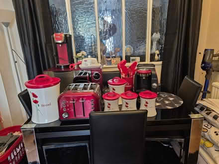 Photo of free Kitchen stuff (Newton abbot. Tq12 2lh) #1