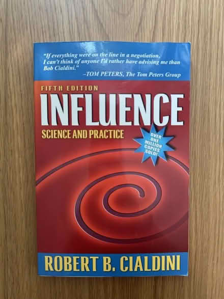 Photo of Influence: Science and Practice book by Robert Cialdini (Stepney E1) #1