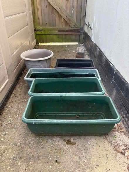 Photo of free Large planters (Royal Leamington Spa CV31) #1