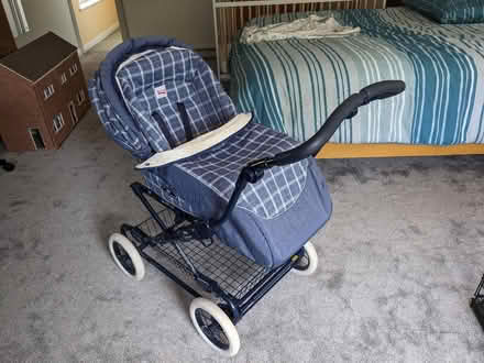 Photo of free Britax Pushchair converts to Pram (Ditchling Common BN6) #1