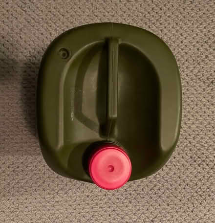 Photo of free 5 L plastic water jug (Alta vista / riverside) #3