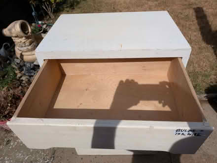 Photo of free Chest of draws (Purley CR8) #1