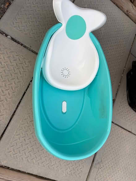 Photo of free Baby bathtub with removable insert (L5L 5P5) #1