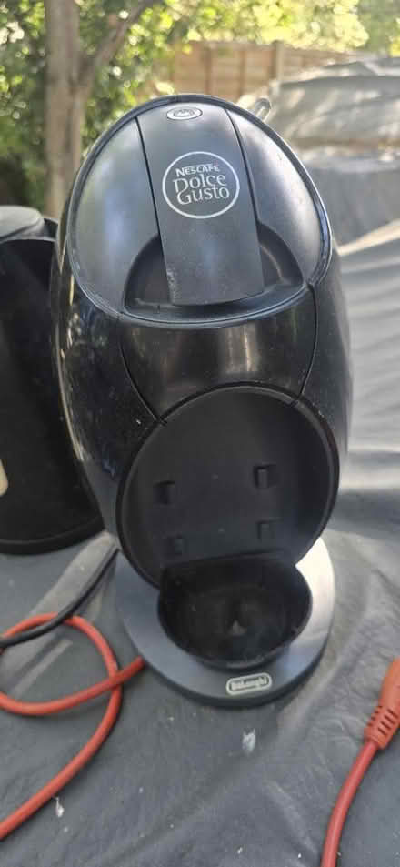 Photo of free Nescafé Dolce Gusto and kettle (The Ridgeway Way E4) #2