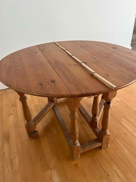 Photo of free Solid pine table (Bell Bar AL9) #2