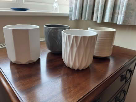 Photo of free China cache pots (Hutton Mount CM13) #1