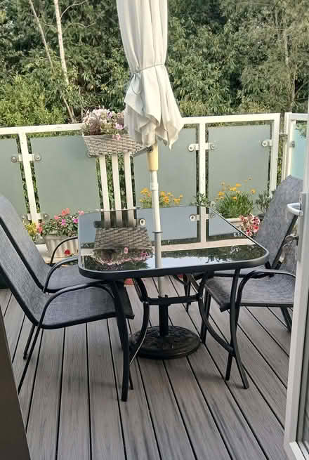 Photo of free 6 seater patio set (Tunbridge Wells S. TN2) #1