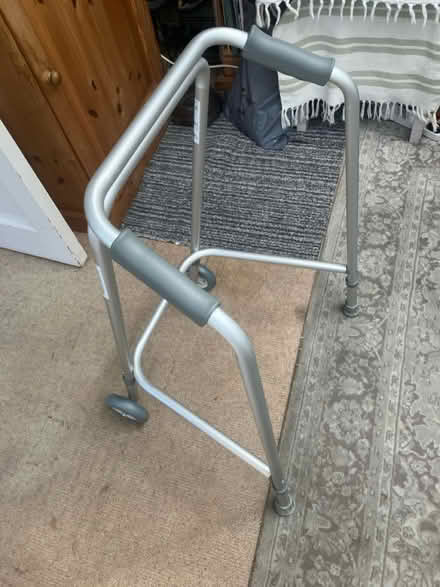 Photo of free zimmer frame (NW7 2HG) #1
