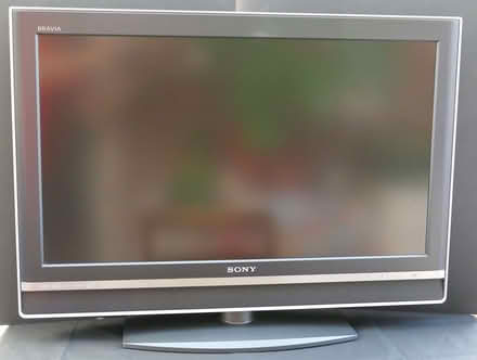 Photo of free 32" sony bravia tv (Hassocks BN6) #2