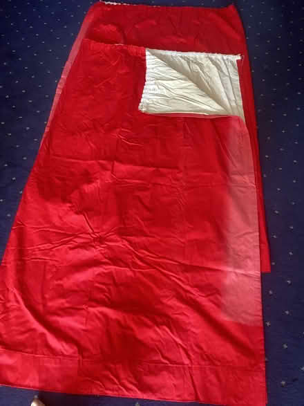 Photo of free Curtains (Blandford Forum DT11) #1