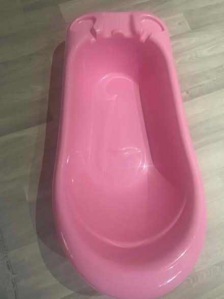 Photo of free Baby bath (West Pilton EH4) #1