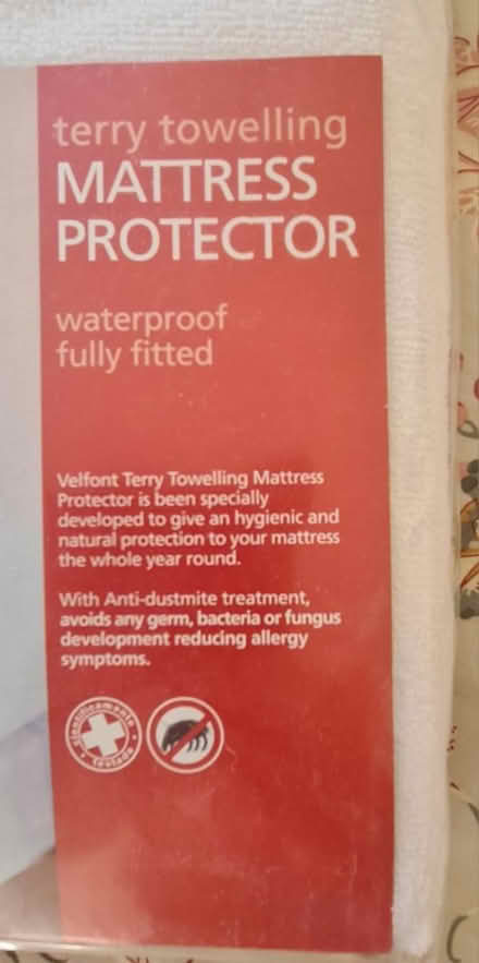 Photo of free KS mattress protector (Great Sutton CH66) #2