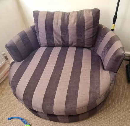 Photo of free Spinning sofa (B15 Edgbaston) #1