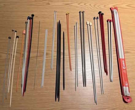 Photo of free A plethora of knitting needles (Basingstoke RG21) #1