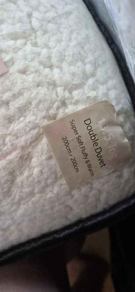 Photo of free Beige double teddy fleece duvet (Portsmouth PO1) #2