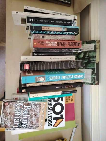 Photo of free Spanish literature (Bowerham LA1) #2