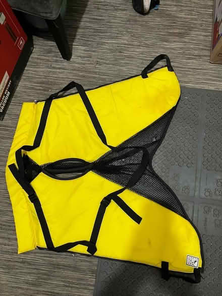 Photo of free Dog life vest - X-Large (Fremont) #3