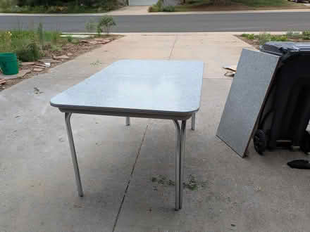 Photo of free Kitchen table (Midtown) #1