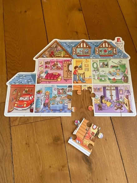 Photo of free Dolls House Jigsaw (3-6 years) (Bowbridge GL5) #1