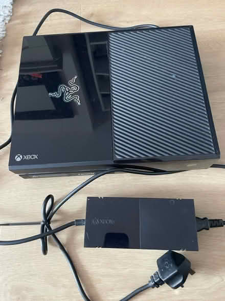 Photo of free XBOX One console (West Ewell KT19) #2