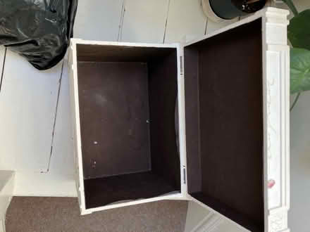 Photo of free wooden box (University Area RG1) #3