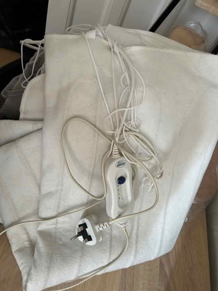 Photo of free Silentnight bed warmer (Bromely BR2) #1