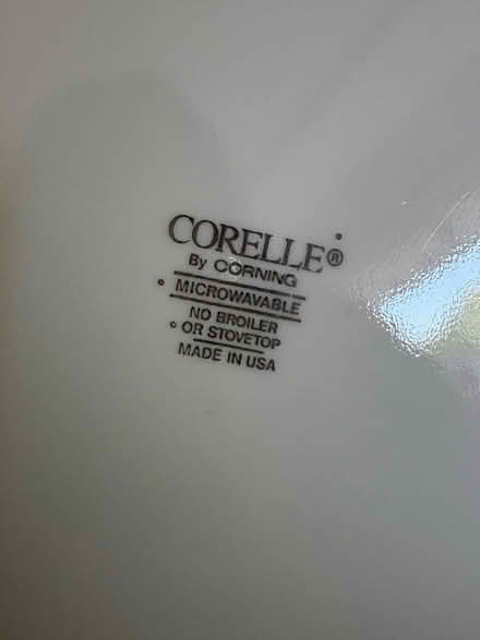 Photo of free Corelle dinner and side plates (Bramhall SK7) #4